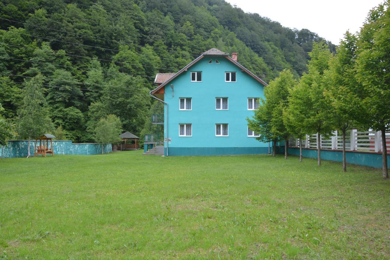 Casa Verde Otel Rîu de Mori Dış mekan fotoğraf