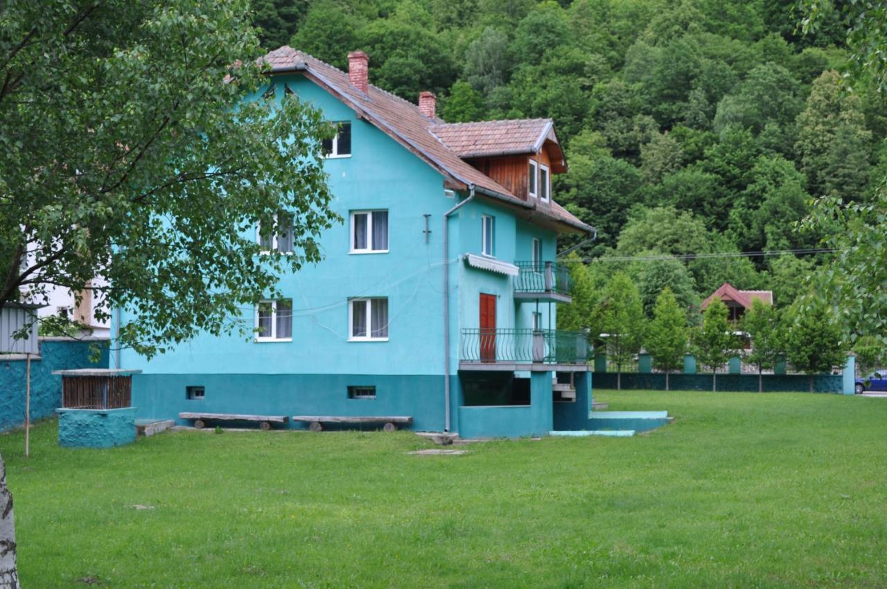 Casa Verde Otel Rîu de Mori Dış mekan fotoğraf