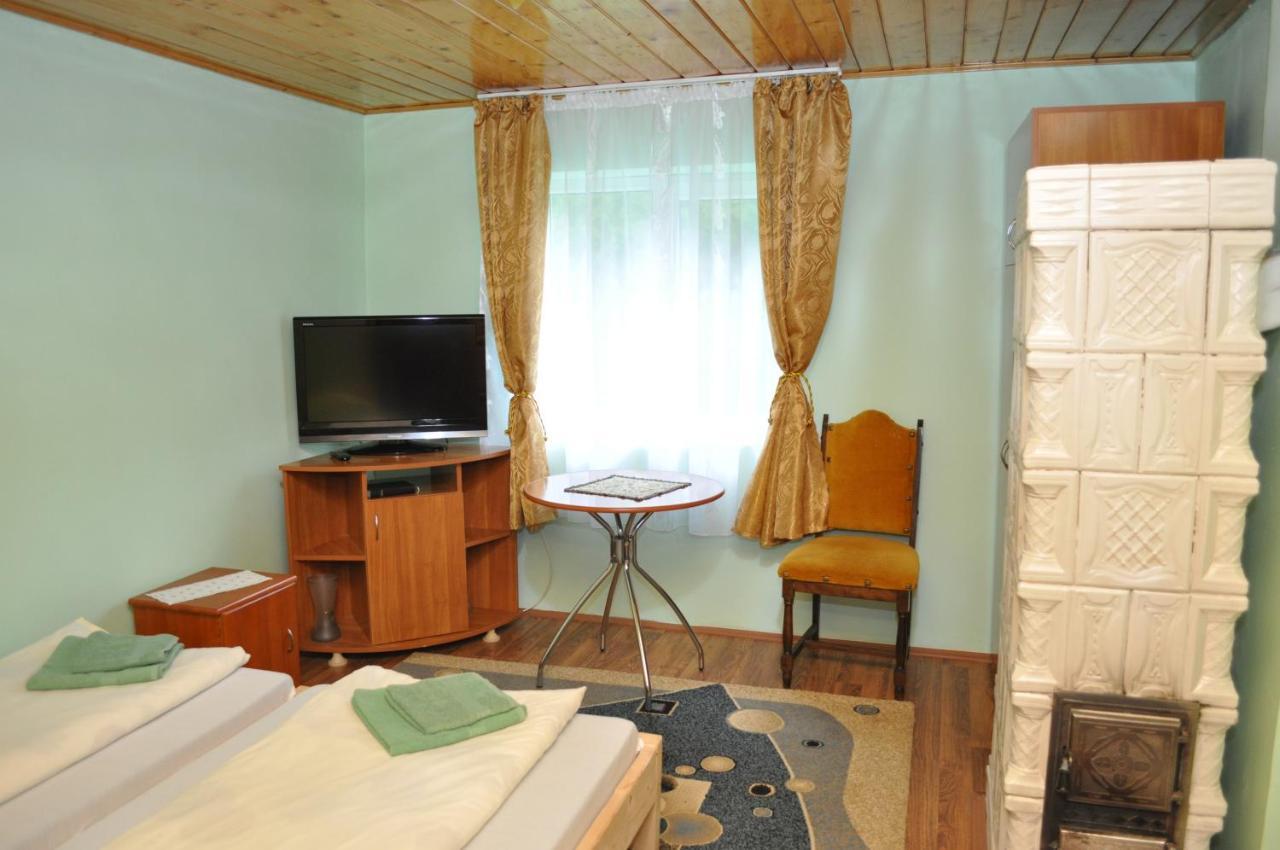 Casa Verde Otel Rîu de Mori Dış mekan fotoğraf