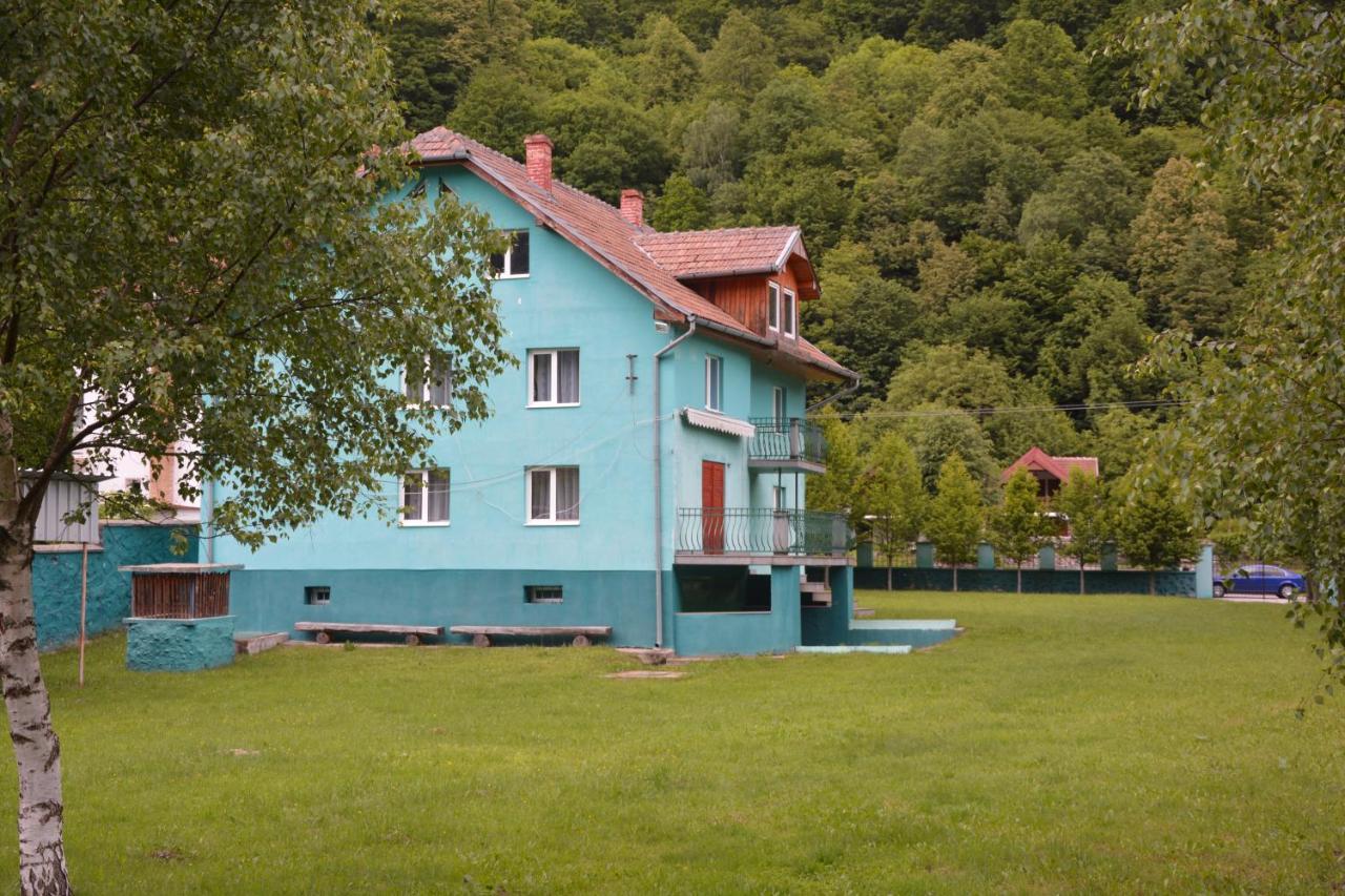 Casa Verde Otel Rîu de Mori Dış mekan fotoğraf